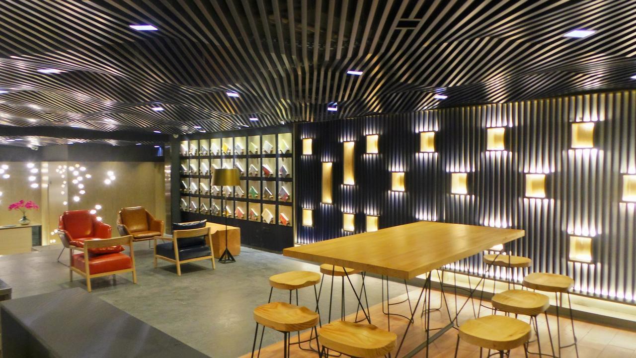 Lifu Hotel Wankel Jiang Tai Road Metro Station Branch 광저우 외부 사진